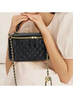 Mini Quilted Box Crossbody Bags for Women, Small Square Designer Clutch Purses